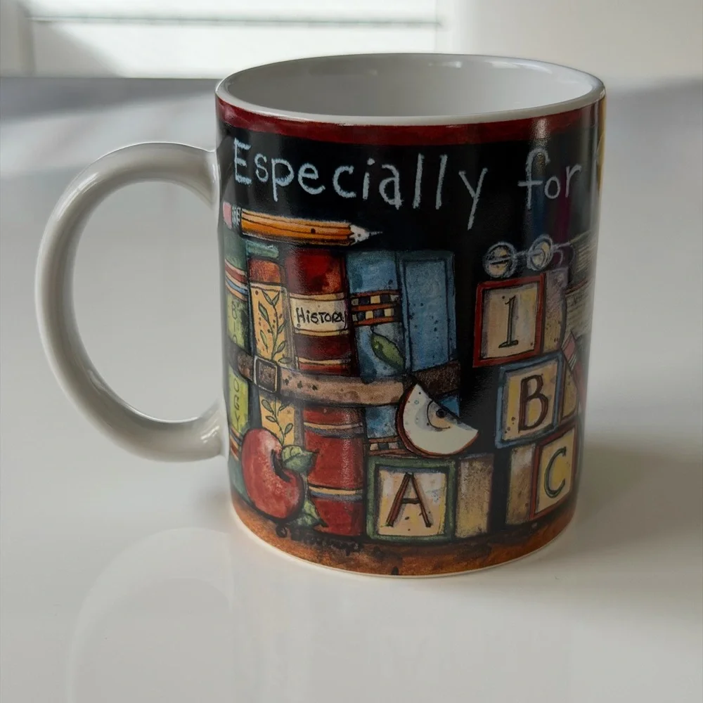 Lang And Wise Bookshelf 📚 Apple 🍎 “Especially For My Teacher“- Coffee Mug
